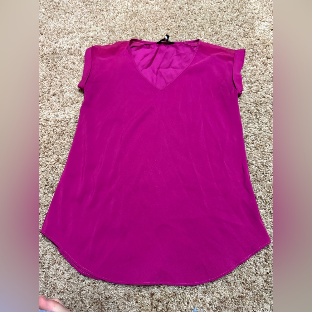 Women's Magenta Top